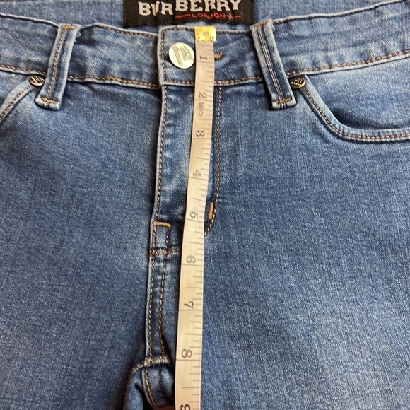Burberry denim Capri jeans size 30 - Picture 12 of 12